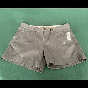 Old Navy 5” Perfect Khaki Shorts